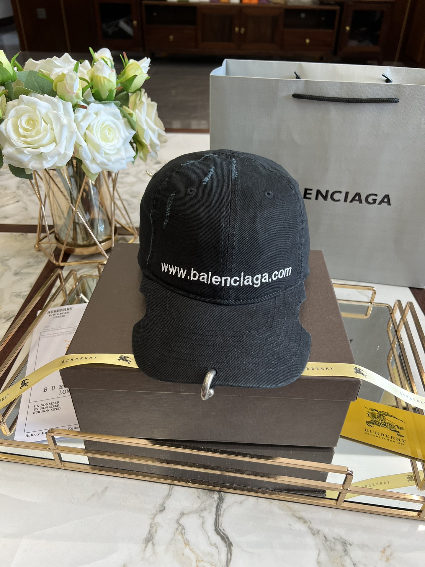 balenciaga  hat model 22